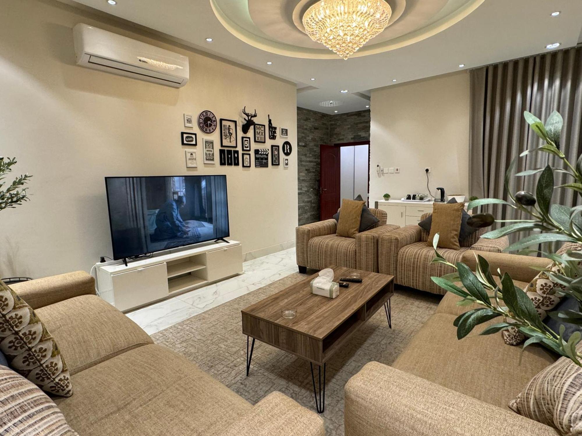 فاخرة غرفة وصالة النرجس ١٦ Apartment *